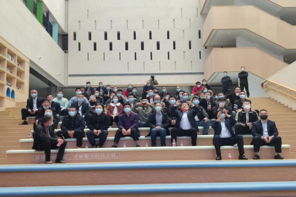 中立建設(shè)組織觀摩學(xué)習(xí)魯班獎項(xiàng)目